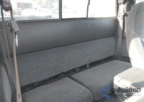 1999 Dodge Dakota Slt/Sport z USA, uszkodzony, nr VIN 1B7GL22X5XS121326